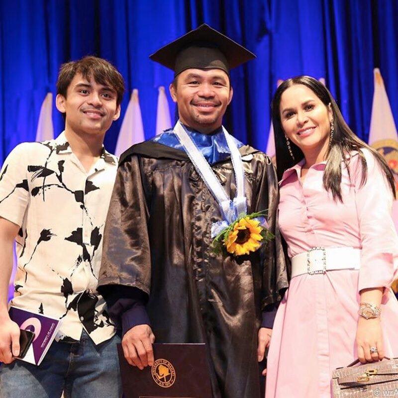 Manny Pacquiao diplômé