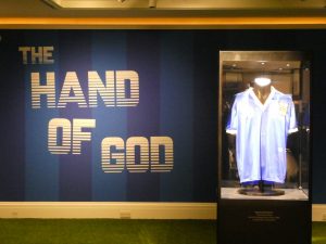 Le maillot de « la main de Dieu » de Maradona, vendu à prix d'or